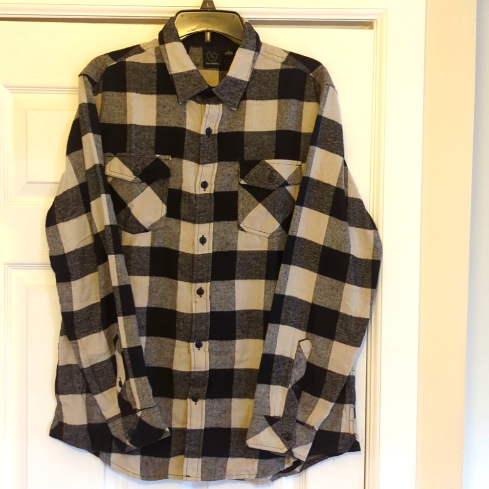 Men's plaid flannel